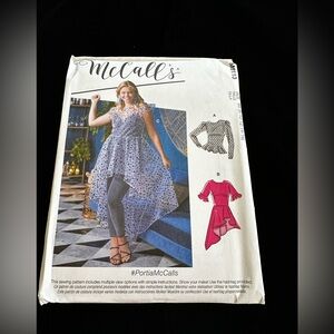 McCall’s M8113 Tops w/Cup Sizes Pattern Size B5 (8-10-12-14-16)